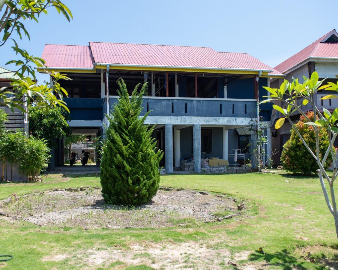 Апартаменты Yuni Surf House Lagudri Экстерьер фото